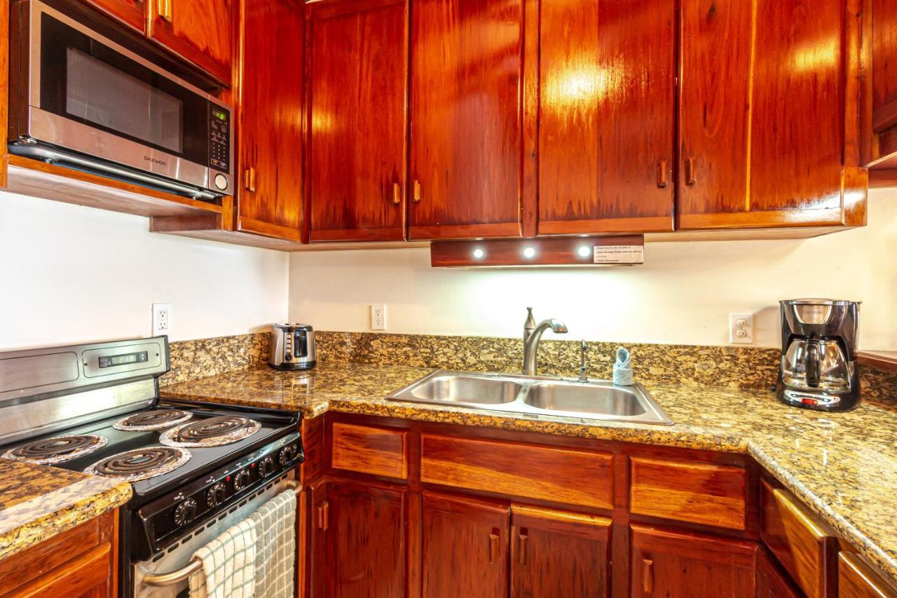 Coral Bay Villas San Pedro  Extérieur photo