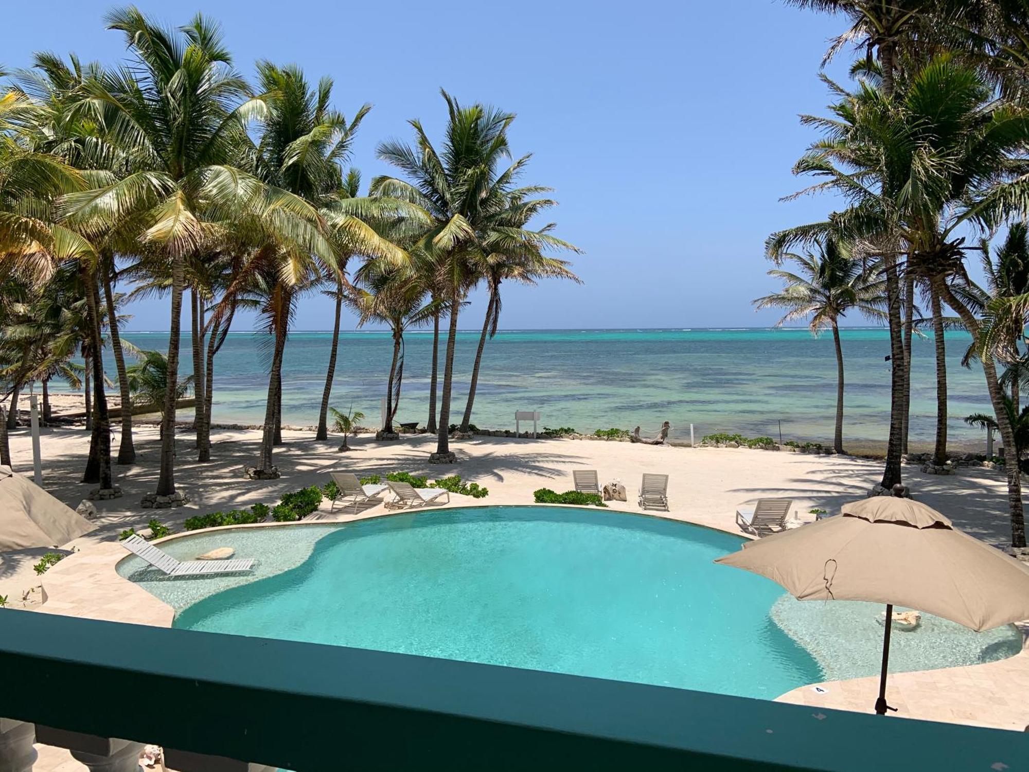Coral Bay Villas San Pedro  Extérieur photo